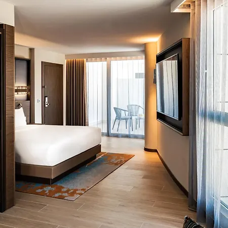 Hyatt Regency Malta 호텔 5*