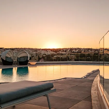 Hyatt Regency Malta 호텔 5*