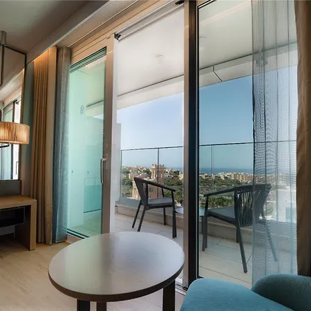 Hyatt Regency Malta 5*